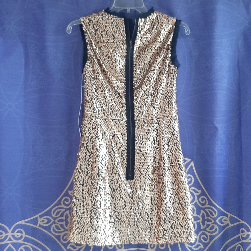 Nanette Lepore • Love Theme dress in gold sequins - Picture 6 of 8